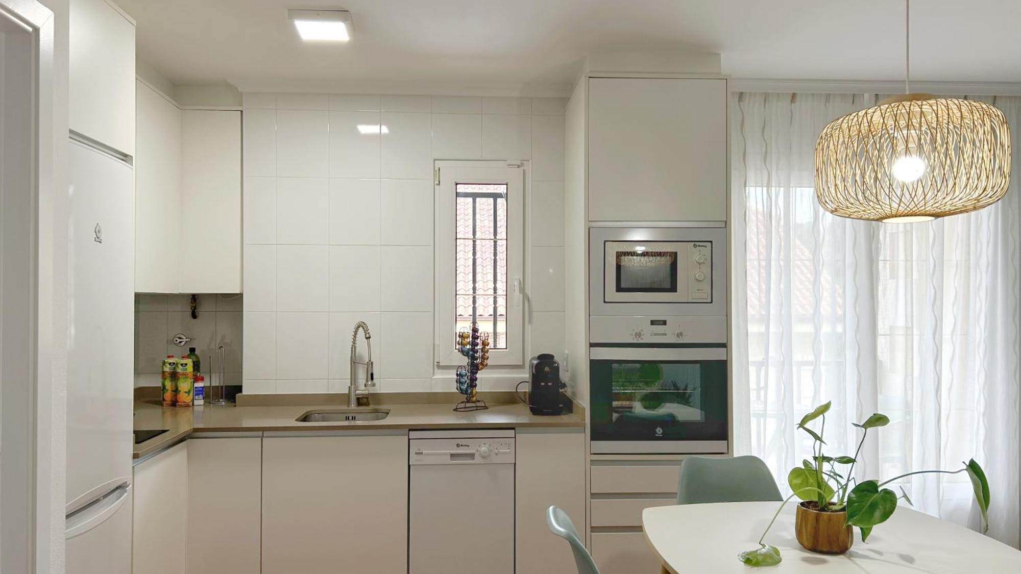 Comillas Bº Casasola - Residencial Lagos Azules - Netflix, Prime, Wifi & Free Indoor Parking Exterior foto